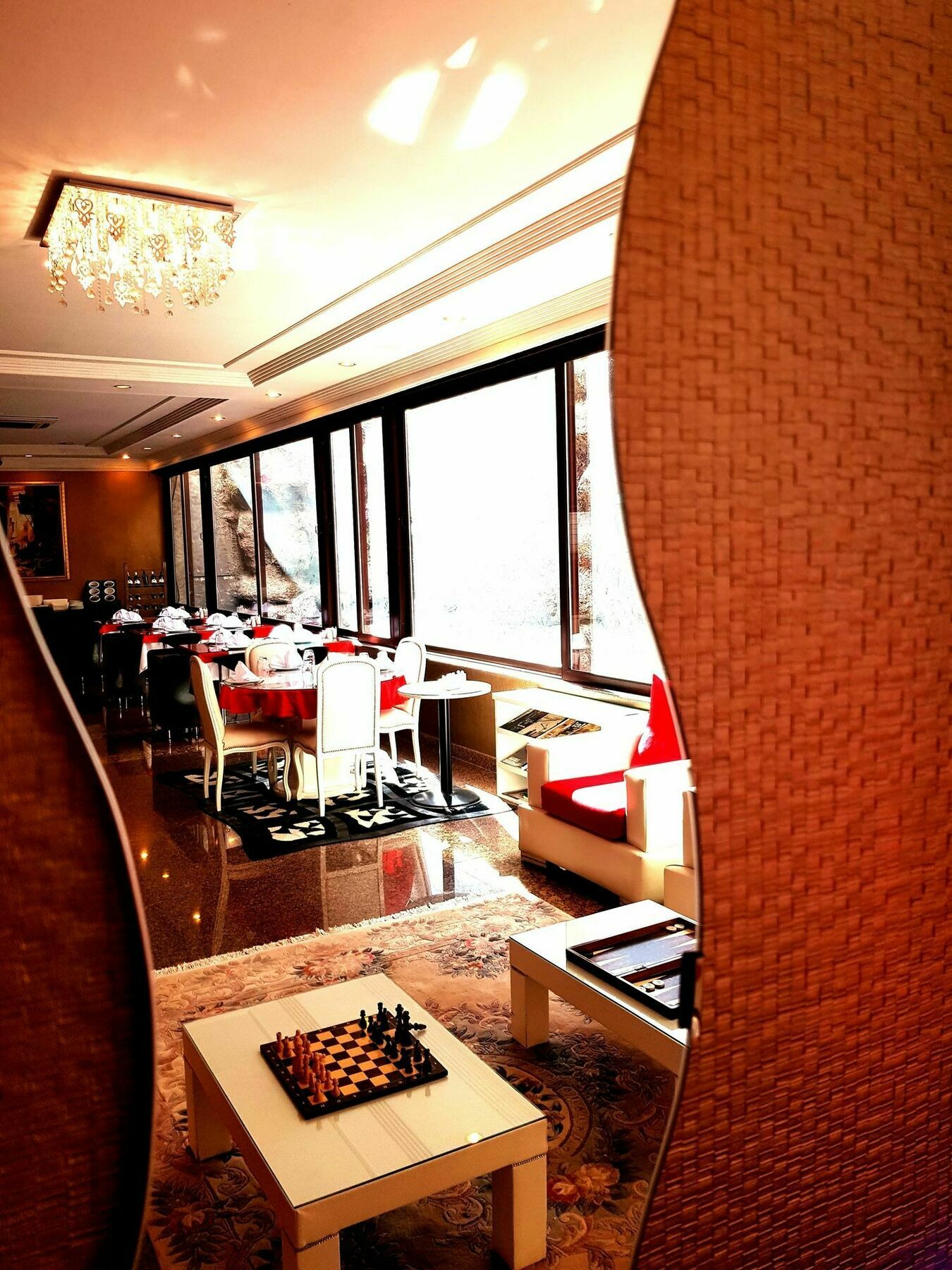 Business Park Otel 4*
