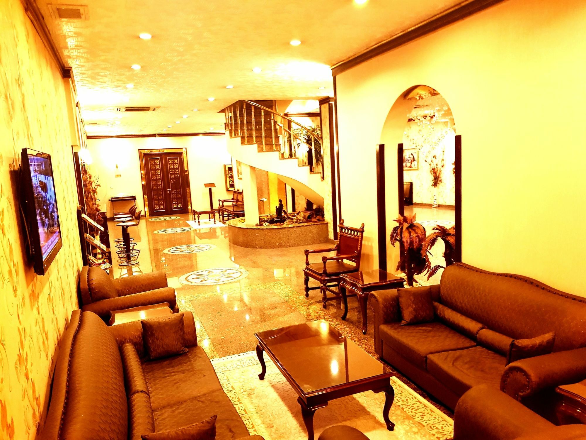 Otel Business Park 4*